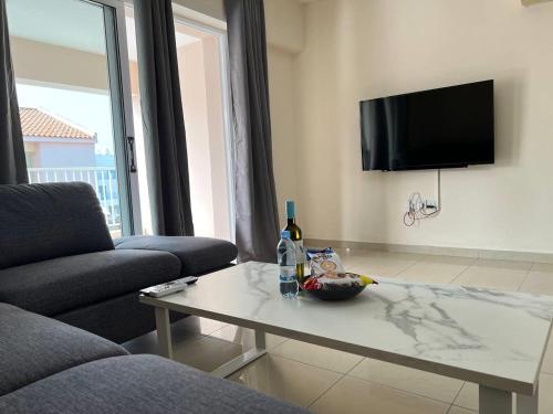 Greek Harmony Apartment in Paralimni