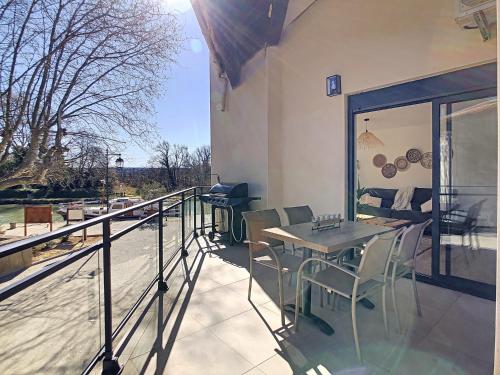 Iekārtas, ** Superbe appartement sur le canal du midi ** in La Redorte