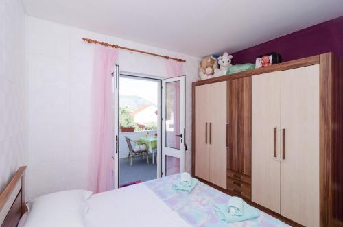 Leo's Room - image 9