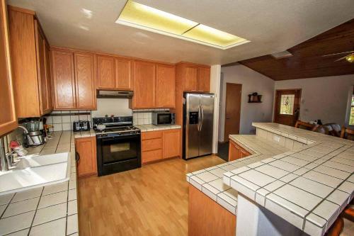 Can't Bear to Leave-1156 by Big Bear Vacations - image 2