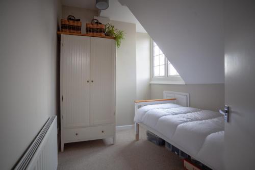 Hereford City - St Owens Terrace - Comfortable & Spacious Well Presented Three Storey House, Perfect For a Weekend Away & Exploring The City On Foot - Hosted By RENTMYHOUSE 3