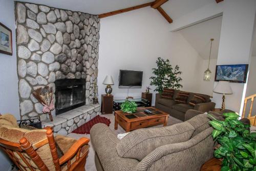 Bear Golf Inn-1218 by Big Bear Vacations - image 12