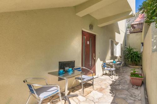 Two-Bedroom Apartment image 1