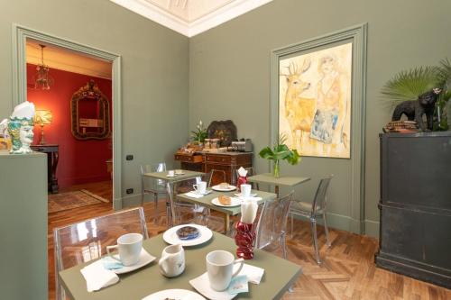 81 Suite and Breakfast - image 5