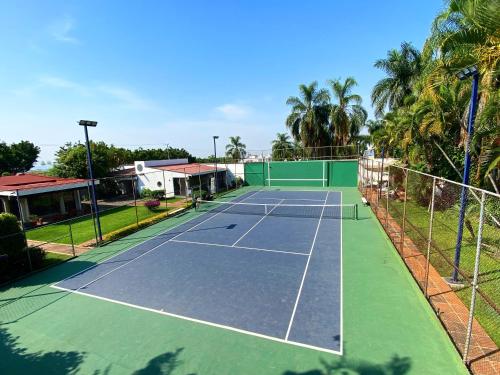 Bed & Tennis - Vista Hermosa