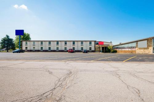 OYO Hotel Morton/Peoria IL I-74