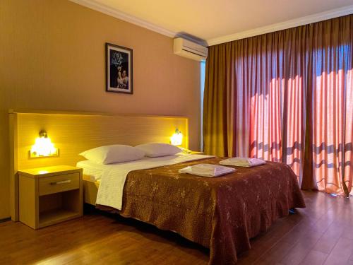 Batesta Hotel Room Type - Large Double Room