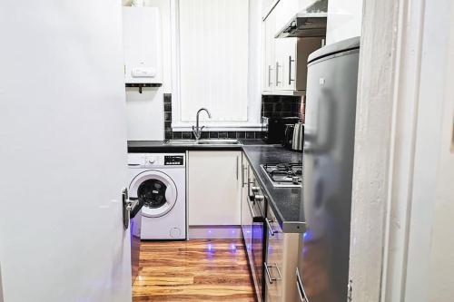 Glasgow Southside: Cosy 2 Bedroom Apartment, Glasgow (photo 10)