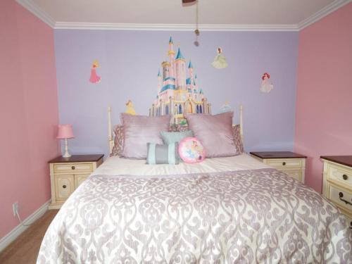 The Wonderland House - image 12