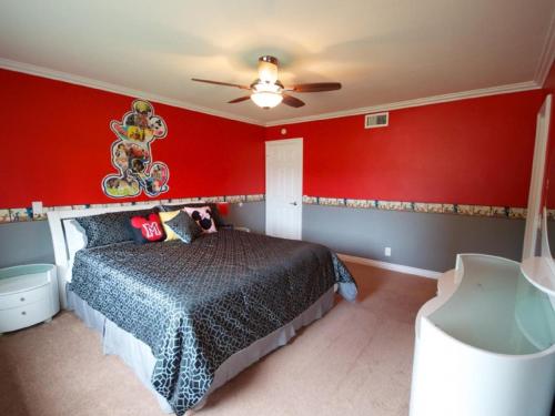 The Wonderland House - image 27
