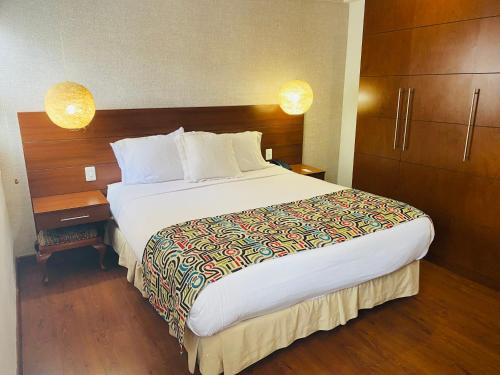 Hotel Retiro 84 by MIJ