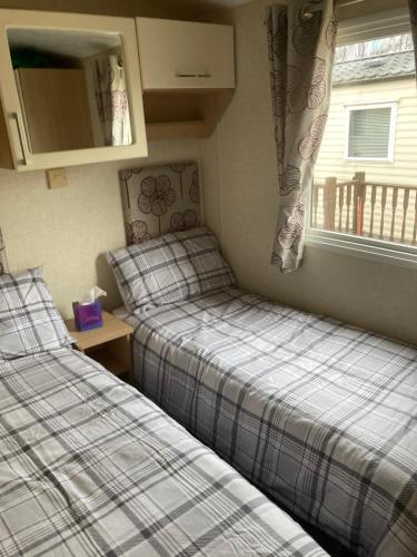 Luxury caravan at Turnberry - short walk to beach