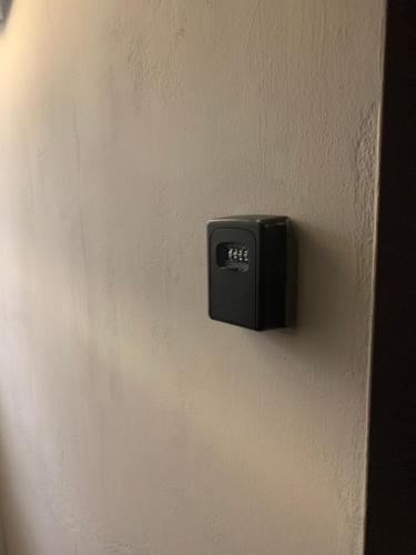 Picture of 2 Bed 1St Floor Apartment-Own Entrance & Parking