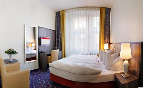 H+ Hotel Bremen, Бремен (фото 3)