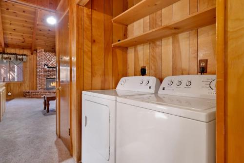 Moose Creek Chalet-1237 by Big Bear Vacations - image 3