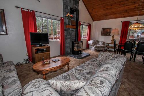 Beary Sweet Retreat-1257 by Big Bear Vacations - image 7