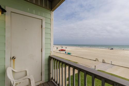 El Constante 204 by Padre Escapes - image 14