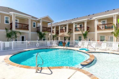 Village by the Beach I921K