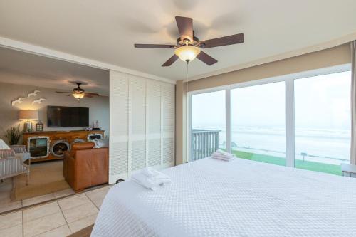 Gulfstream 213 by Padre Escapes - image 11