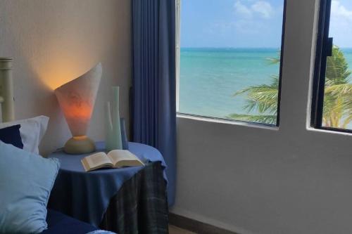 A la Orilla del mar Puerto Juarez Cancun, Канкун (фото 8)