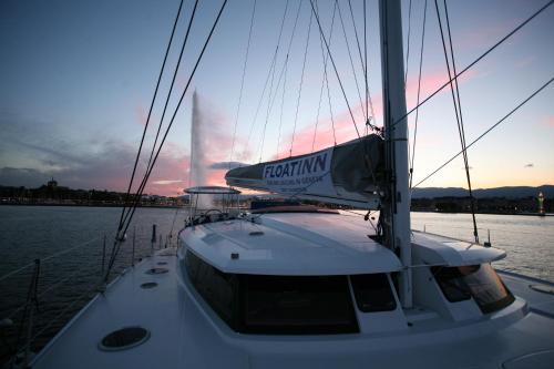 Floatinn Boat-BnB - image 12