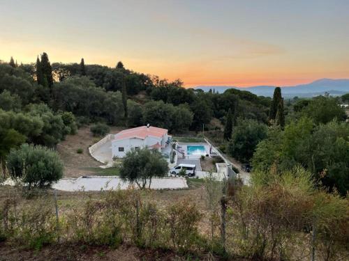 Welcome to villa coco gîte à louer Varypatádes