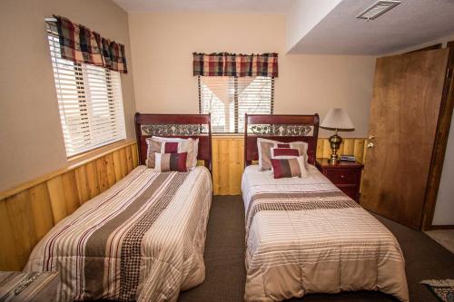 Bear Lodge-1541 by Big Bear Vacations - image 9
