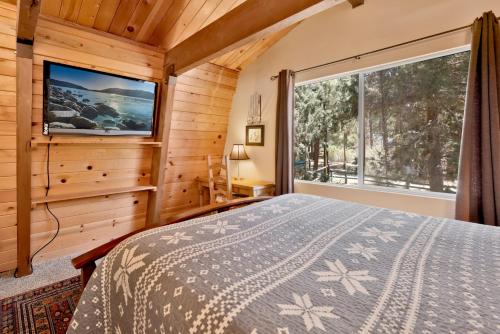 Three Bears Cabin-1574 by Big Bear Vacations - image 2