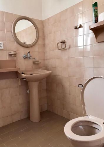 Bathroom, Apartman Na Kopecku in Modrava