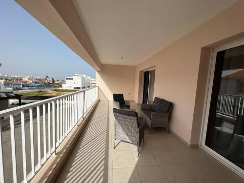 Greek Harmony Apartment in Paralimni