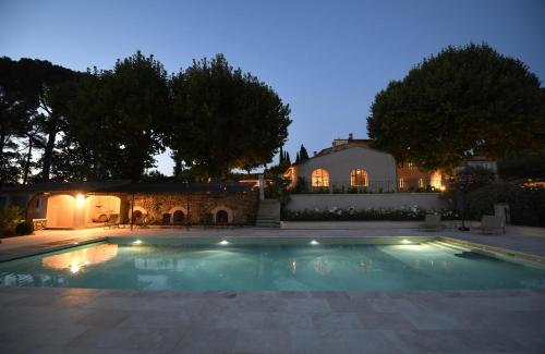 Domaine Perréal Chambres d'hôtes chambre d'hôte Gargas