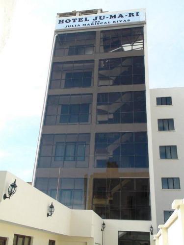 Hotel Jumari — hotel in Calle Sucre N 179, Uyuni BO, 9999