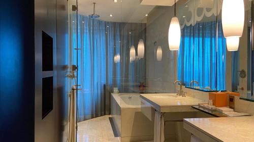 The H Dubai