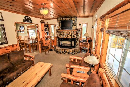 Nine Pines Lodge-537 by Big Bear Vacations - image 3