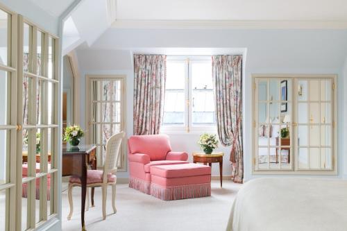 Le Bristol Paris - an Oetker Collection Hotel - image 2