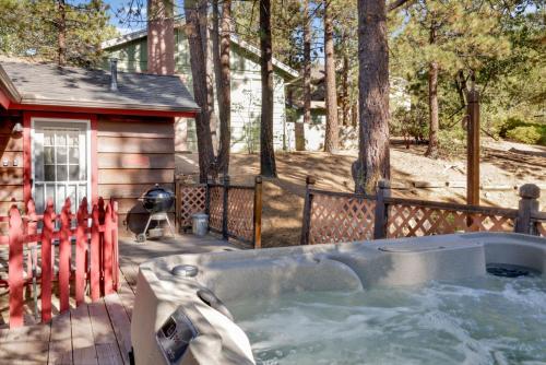 Moulin Rouge #2055 by Big Bear Vacations - main image