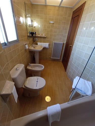 Hotel ELE Acueducto - image 4