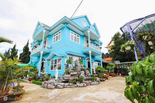 Villa Ngoc Thanh near Than Tho Lake