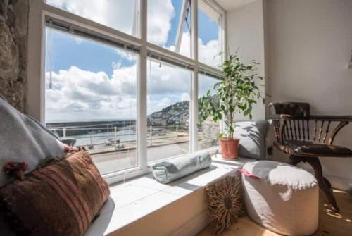 Beautiful Sunny Harbourside Cottage gîte à louer Saint Clements Isle