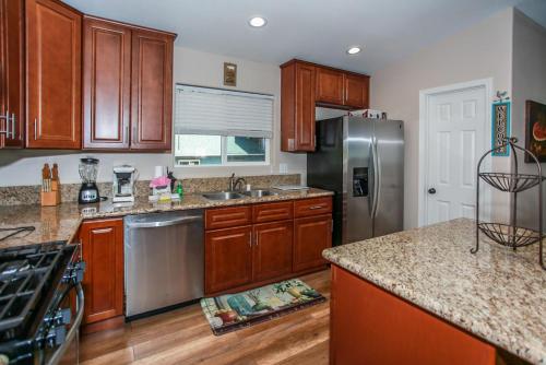 Kitkats Hideaway-1874 by Big Bear Vacations - image 11