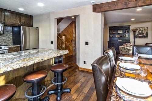 Luxury Lodge-1888 by Big Bear Vacations - image 13