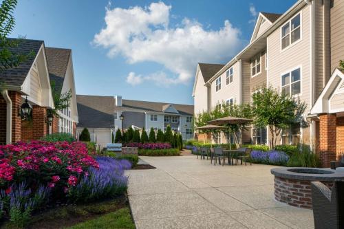 Sonesta ES Suites Fairfax Fair Lakes - image 9