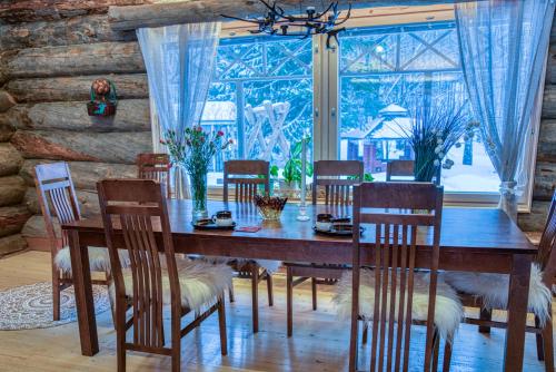 A room (or 2 or 3) in a Lapland House of Dreams 3