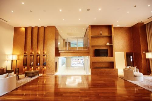 Lobby, Grand Brizo Comahue in Neuquen