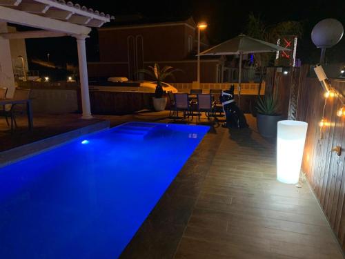 Sunset Pool Villa - image 3