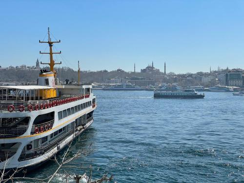 Utsikt, Weingart Seaside Hotel near Galata Tower