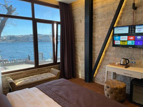 Weingart Seaside Hotel, Стамбул (фото 7)