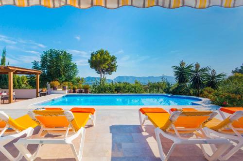  Villa Octante by Villa Plus in Montgo