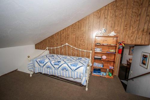 Colbert Cabin-966 by Big Bear Vacations - image 2