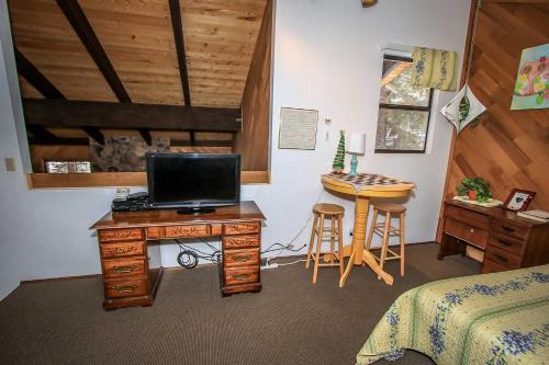 Colbert Cabin-966 by Big Bear Vacations - image 14